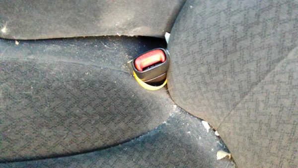 2000-2004 Dodge Intrepid Driver Left Front Seat Belt Buckle Receiver Oem Black — photo 1