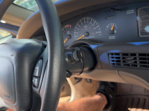 96-99 Bonneville Steering Column Assembly Floor Shift Without Radio Control Tan — photo 3