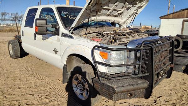 2015 Ford F250 Truck Cab — photo 1