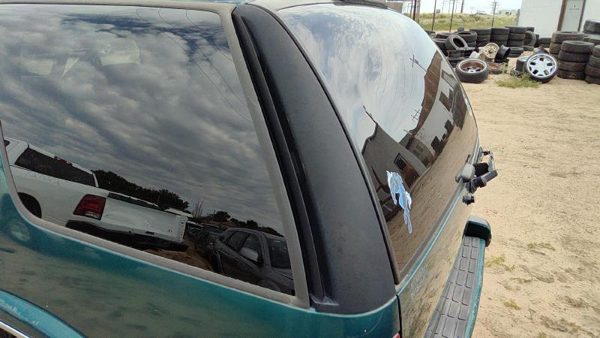 1995-1997 S10 Blazer Driver Left Rear Moulding On Quarter Panel Oem — photo 3