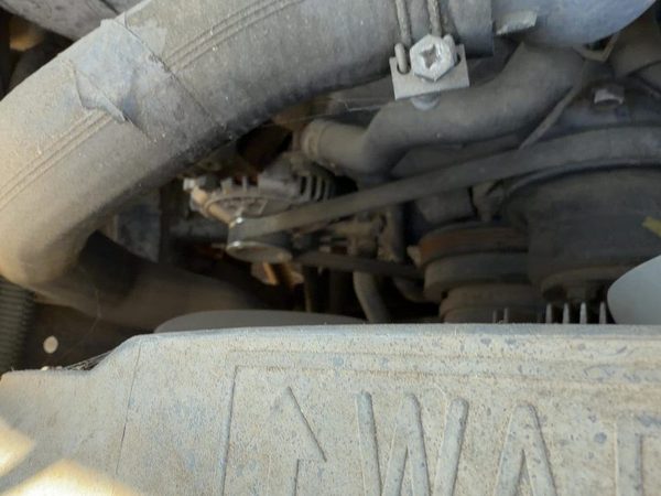 1993-1995 Isuzu Rodeo Alternator 3.2L 4431326 — photo 1