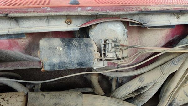 1988 Ford F150 Wiper Motor Front — photo 2