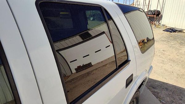 1995-2005 S10 Blazer Driver Left Rear Side Window Door Glass Oem Back 15725917 — photo 2