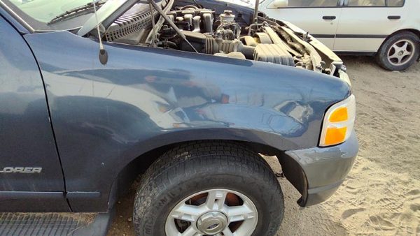 2002-2005 Ford Explorer Passenger Right Front Fender Oem Blue Ld 3L2z16005aa — photo 3