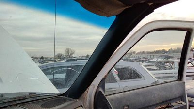91 Chevy Silverado 1500 Passenger Right A Pillar Trim Windshield Post Panel Blue