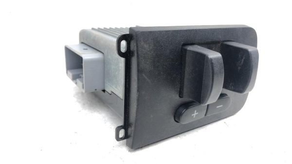 2015-2016 Ford F250 Super Duty Powerstroke Trailer Brake Controller Switch Oem — photo 2