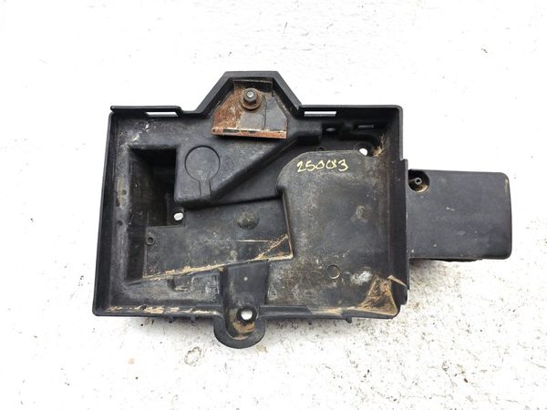2006-2007 Chrysler Town & Country Complete Battery Tray With Hold Down 3.8L Oem — photo 1