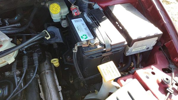 2006-2007 Chrysler Town & Country Complete Battery Tray With Hold Down 3.8L Oem — photo 3