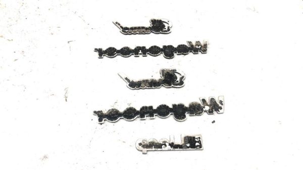 84-85 Jeep Grand Wagoneer Fender Emblem Tailgate Emblem Badge Set Oem — photo 4
