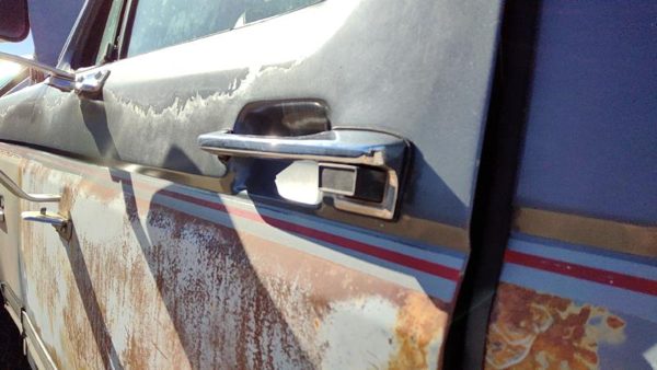 1989 Ford F150 Outside Door Handle LH Silver — photo 2