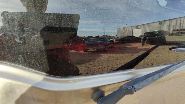 00-04 Nissan Xterra Third Brake Light Middle Lamp Oem — photo 2