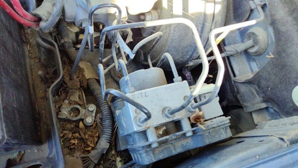2004-2008 Gmc Canyon Complete Anti Lock Brake Pump Unit Oem Abs Module Assembly — photo 1