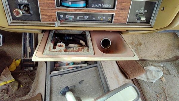 1980-1984 Cadillac Deville Ash Tray Assembly Oem Slide Out Dash 01609669 — photo 3