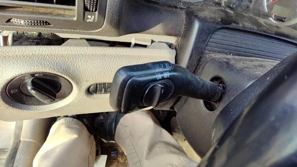 2000-2005 Vw Passat Turn Signal Switch Column Control Lever Headlight Oem — photo 2