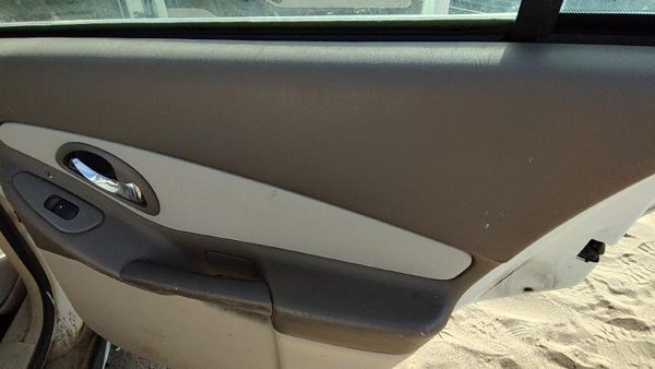 04-05 New Style Malibu Passenger Right Rear Door Trim Panel With Switches Back — photo 3