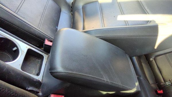2012-2015 Vw Passat Center Console Lid Only Oem Arm Rest Fold Down Black Tb — photo 2