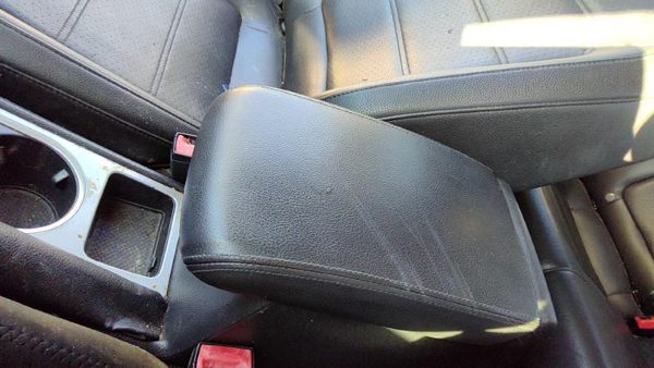 2012-2015 Vw Passat Center Console Lid Only Oem Arm Rest Fold Down Black Tb — photo 1