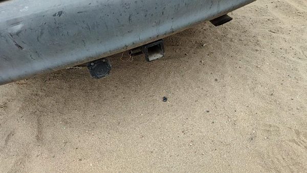 98-03 Toyota Sienna Trailer Receiver Hitch Factory Mount Oem — photo 2