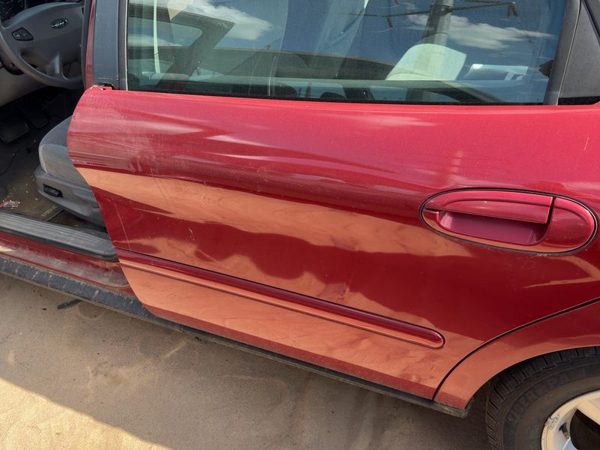 2001 Ford Taurus Rear Door LH Red — photo 3