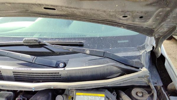 2012-2019 Nissan Versa Driver Left Windshield Wiper Arm Oem Blade Lever — photo 4