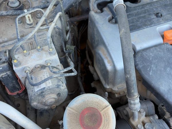 2002-2006 Honda Crv Timing Cover Oem 2.4L 6886048 — photo 1