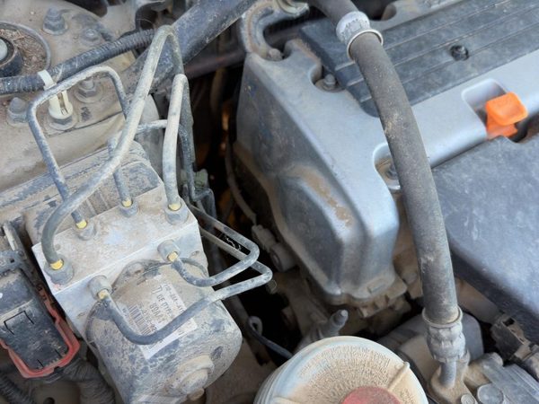 2002-2006 Honda Crv Timing Cover Oem 2.4L 6886048 — photo 3
