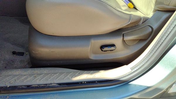 05-07 Ford Escape Driver Left Side Power Seat Switch With Trim Panel Nh Dark Tan — photo 1