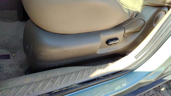05-07 Ford Escape Driver Left Side Power Seat Switch With Trim Panel Nh Dark Tan — photo 2