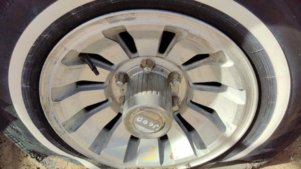 1984-1986 Jeep Grand Wagoneer 15 Aluminum Wheel Oem Factory Rim #3 J5365093 — photo 2