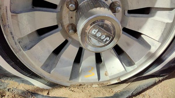 1984-1986 Jeep Grand Wagoneer 15 Aluminum Wheel Oem Factory Rim #3 J5365093 — photo 6