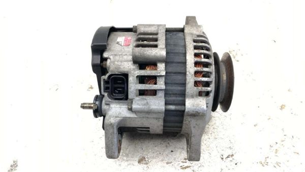 1995 Nissan Pathfinder Alternator 3.0L 231000S200 — photo 1