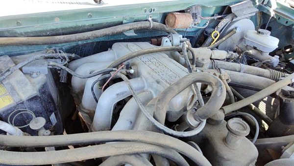 1988 Ford F150 Upper Intake Manifold OEM 4.9L E7TZ9424A — photo 3
