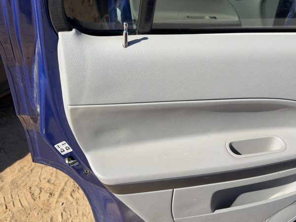 06-08 Hhr Driver Left Rear Door Trim Panel With Switches Back 4Dr Ls Lt Gray 14B — photo 3