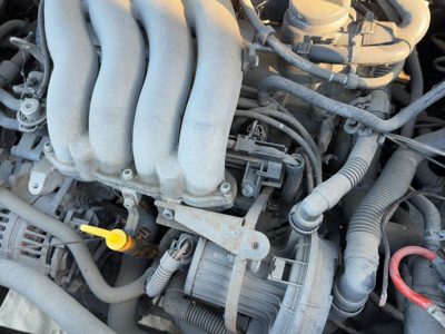 2002-2005 Vw Jetta Complete Fuel Rail With Injectors Set Loaded Oem 2.0L
