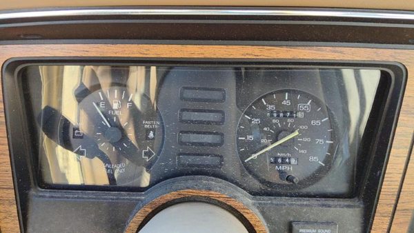 1984 Ford Tempo Speedometer Cluster Instrument Gauges Panel Oem Dash E43z17255b — photo 1