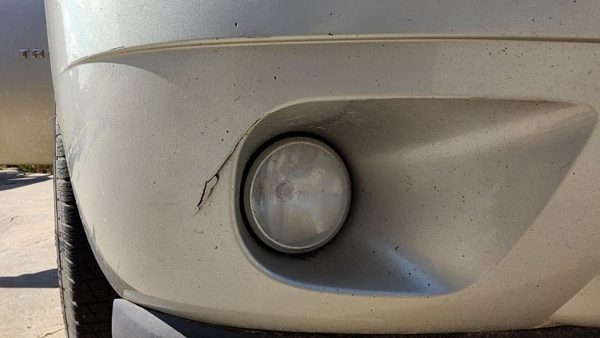 2007-2014 Chevy Tahoe Front Bumper Cover Assembly Oem Silver U726s Cracked — photo 6