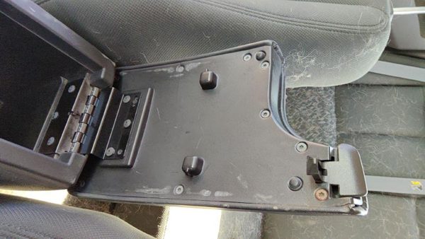 04-05 Grand Prix Center Console Lid Only Oem Arm Rest Fold Down Pewter 69B — photo 3