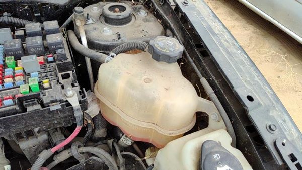 07-09 Grand Vitara Xl-7 Coolant Reservoir Radiator Overflow Tank Bottle Oem — photo 3