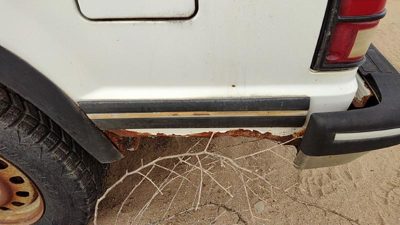 92-94 Chevy S10 Blazer Driver Left Rear Moulding On Quarter Panel Oem