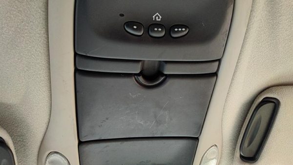 00 Town & Country Center Overhead Console Oem Dome Light Map Lamp Cubby Tan — photo 4