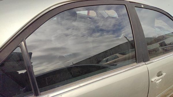 2002-2006 Toyota Camry Passenger Right Rear Side Window Door Glass Oem Back — photo 1
