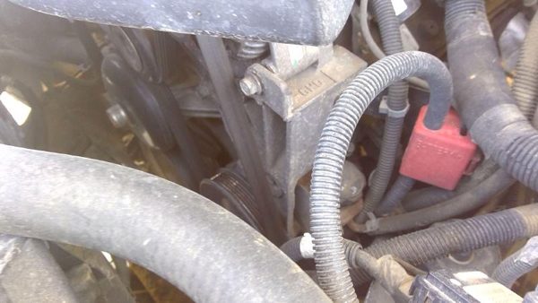 2006 Yukon Xl 1500 Power Steering Pump With Mount Bracket Oem 5.3L — photo 3