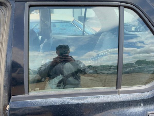 1998-2004 Isuzu Rodeo Driver Left Rear Side Window Door Glass Oem Back 55071757 — photo 1