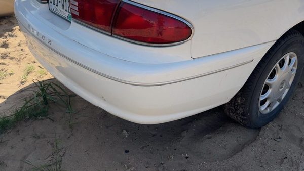 1997-2005 Buick Century Rear Bumper Cover Assembly Oem Back White 12369157 — photo 2
