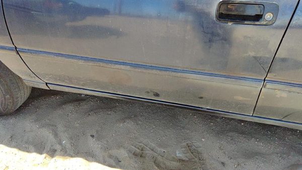 97-01 Toyota Camry Driver Left Front Moulding From Door Oem Trim Strip Blue 8L3 — photo 1