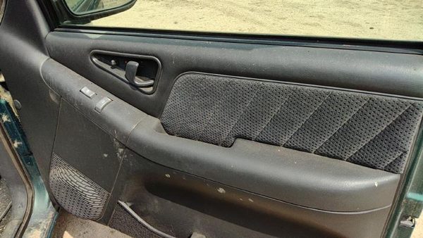 1995-1997 S10 Blazer Passenger Right Front Door Trim Panel With Switches Gray — photo 5