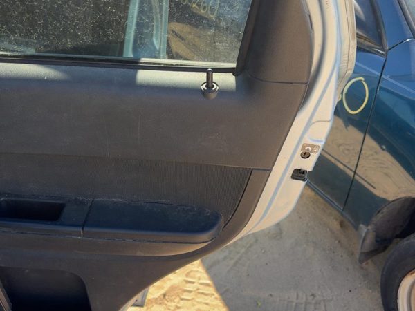 08 Mariner Passenger Right Rear Door Trim Panel With Switches Stone Graystone 89 — photo 4