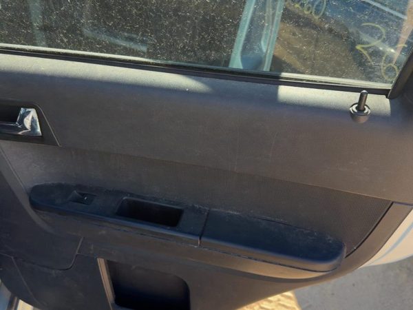08 Mariner Passenger Right Rear Door Trim Panel With Switches Stone Graystone 89 — photo 3