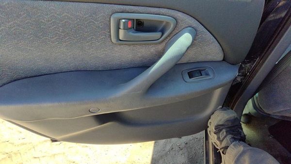 99-01 Toyota Camry Driver Left Rear Door Trim Panel With Switches Back Gray 10 — photo 7