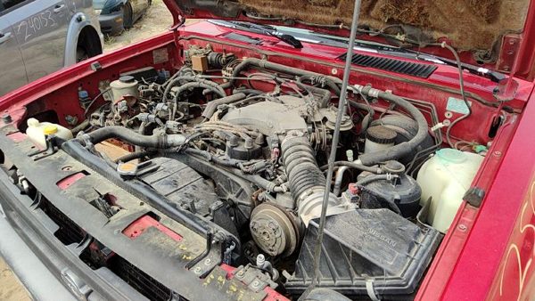 1995 Nissan Pathfinder Lower Control Arm Front RH — photo 2